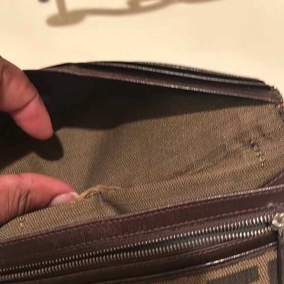 Fendi Women's Long Wallet Brown Zucca Logo Print Silver Clasp Closure - Picture 13 of 14